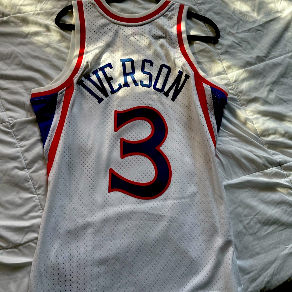 1996-1997 Philadelphia 76ers Jersey - Allen Iverson